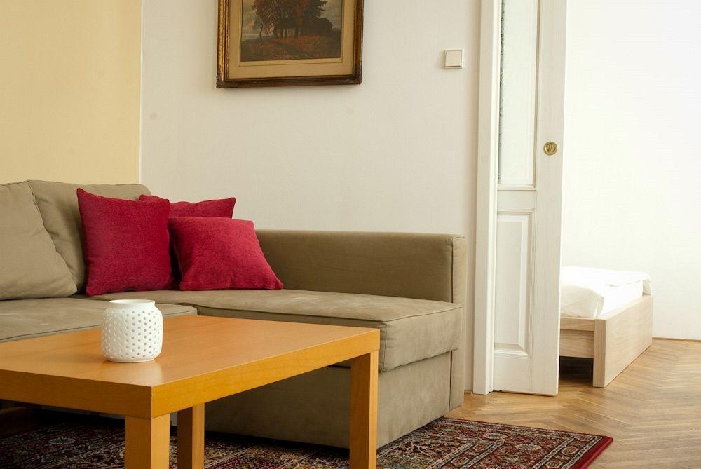 براغ Abc Suites المظهر الخارجي الصورة