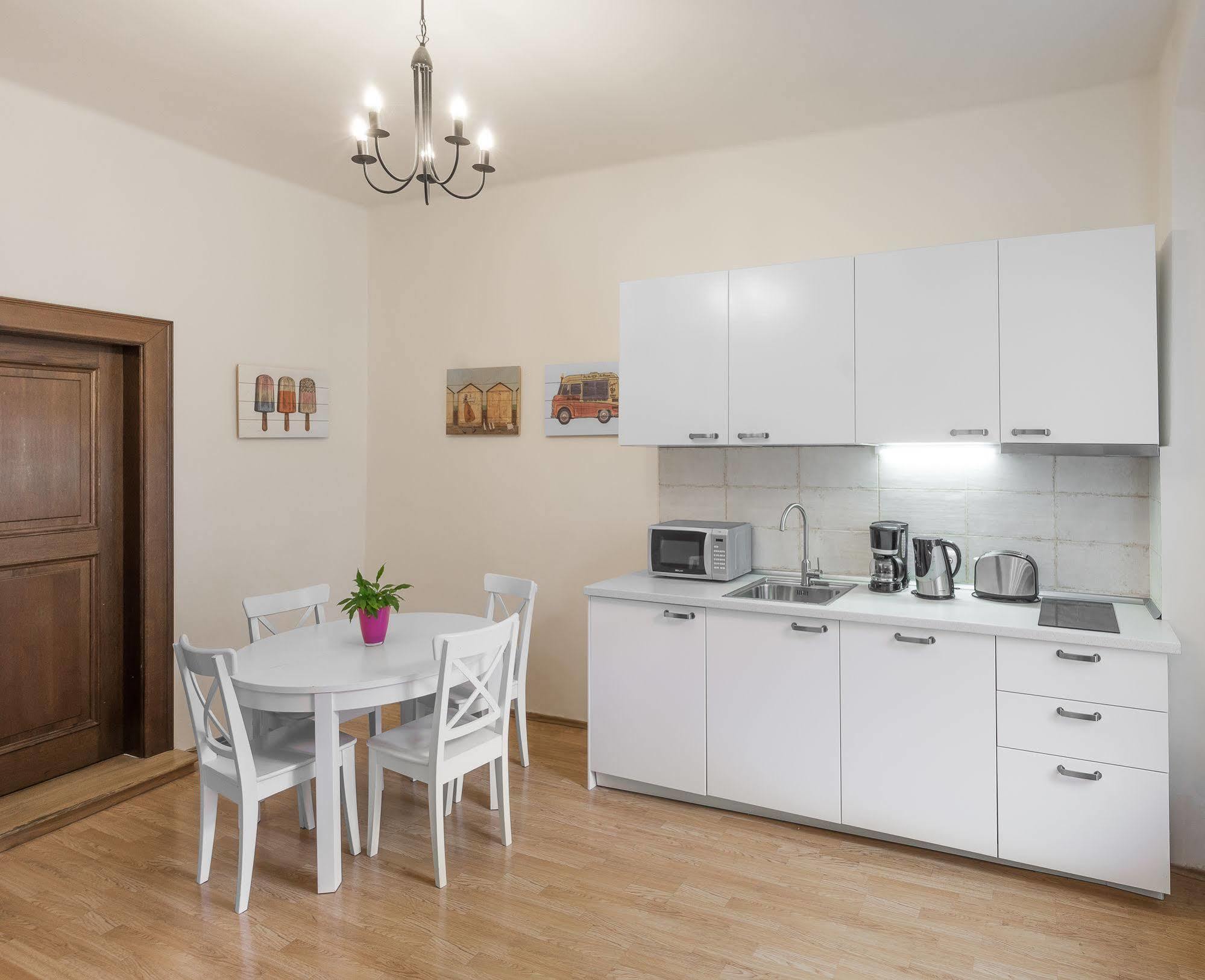 براغ Abc Suites المظهر الخارجي الصورة